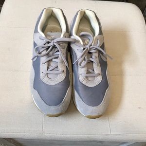 Women’s Nike Athletic Shoes